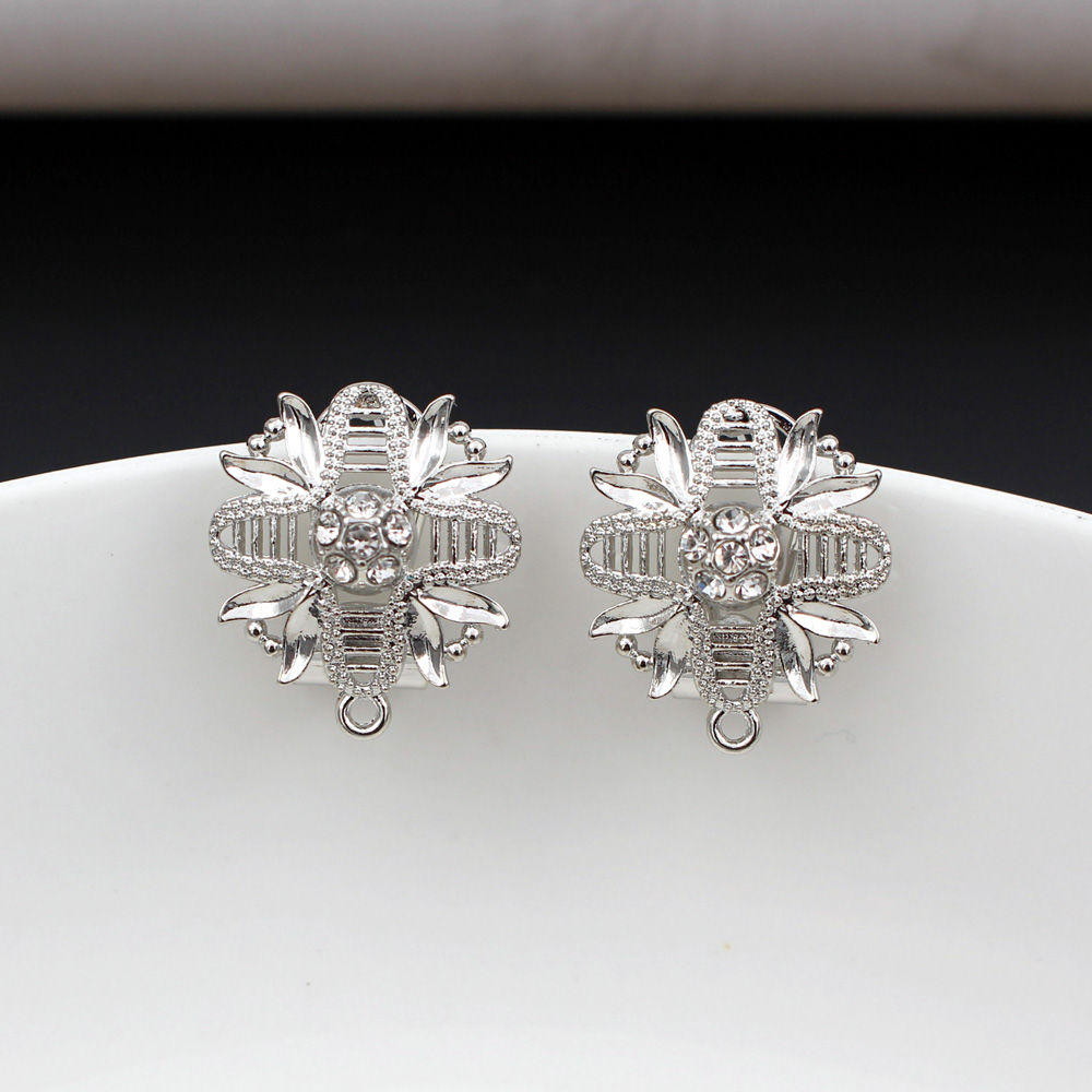 10 пар серег-цветов с фианитам – обзор и цена Jewelry Making Dubai