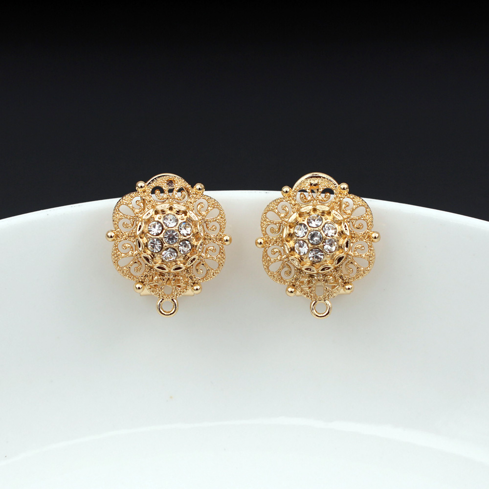 10 пар серег-цветов с фианитам – обзор и цена Jewelry Making Dubai